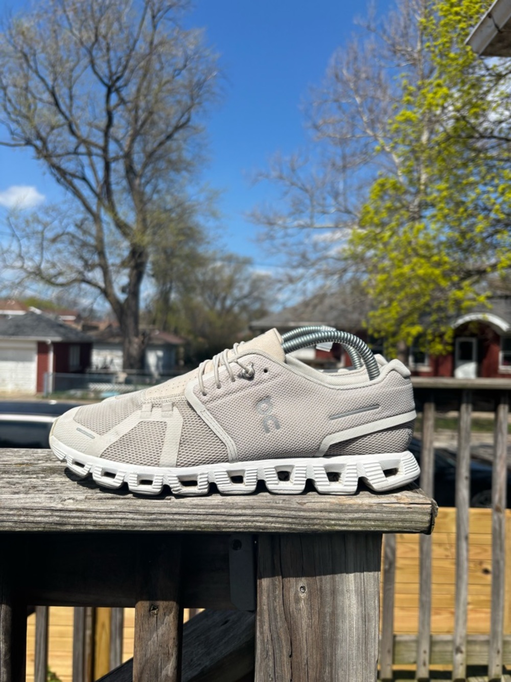 On Running Cloud 5 Pearl White 59.98773 Running Sneakers Women Size 9.5